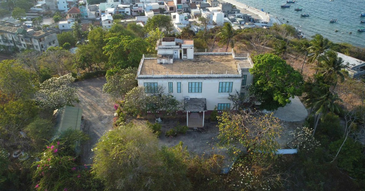 Di tích Biệt thự Cầu Đá chưa thể tu bổ dù xuống cấp nghiêm trọng