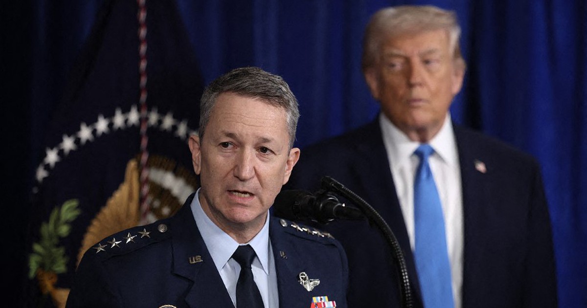 Tướng Mỹ cảnh báo rủi ro tấn công Iran, ông Trump lên tiếng