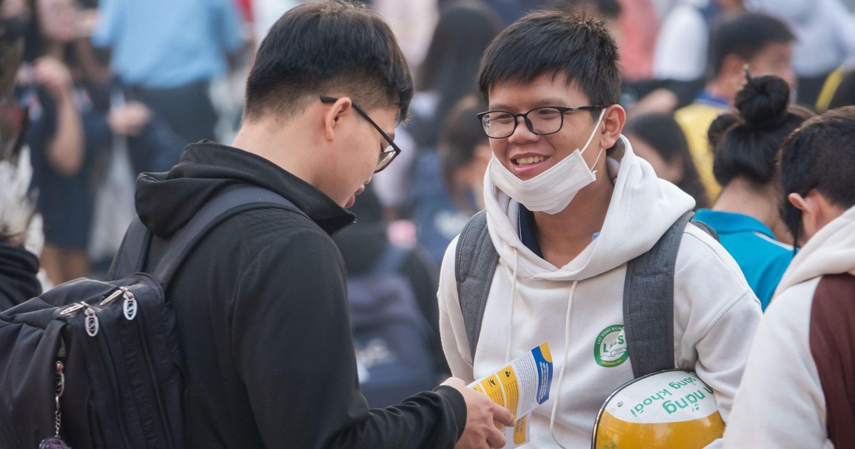 Chọn ngành dễ có việc làm ở nước ngoài hay ngành mình thích khi du học?