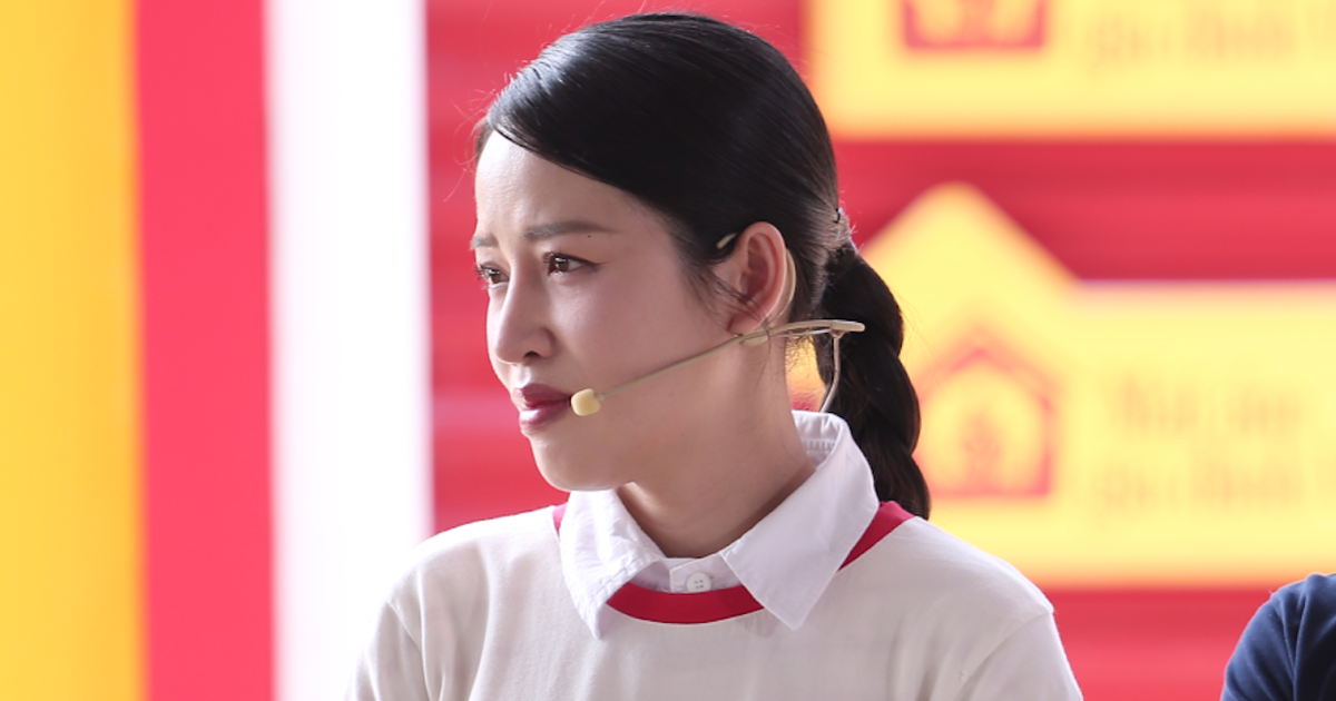 Diễn viên Puka khóc nức nở trên truyền hình