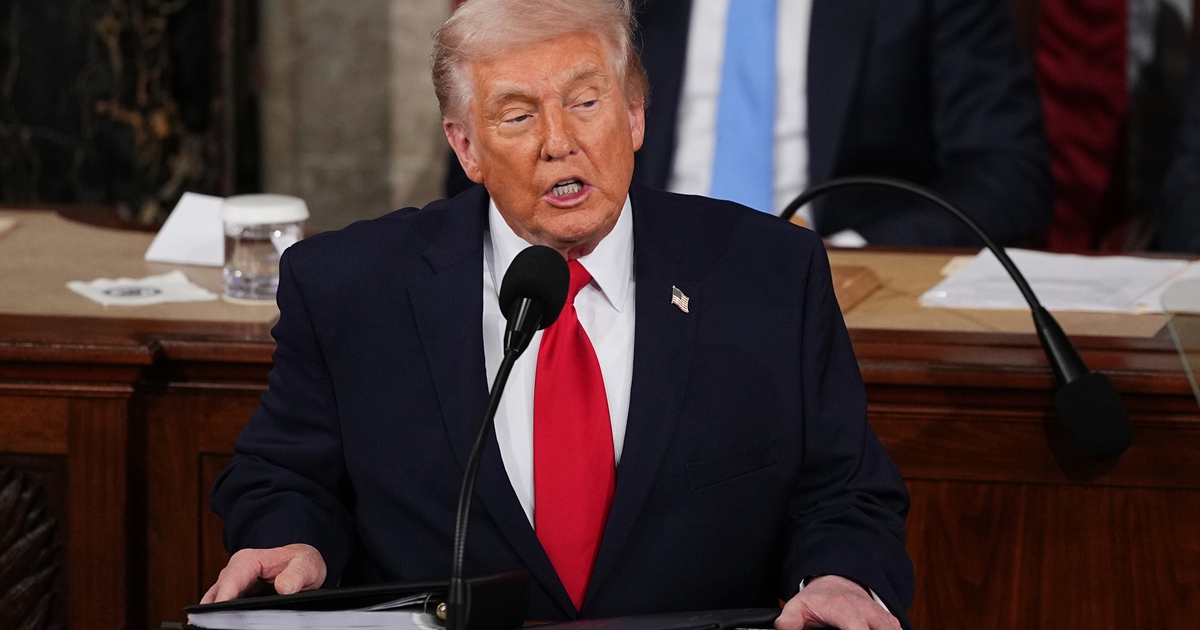 Tổng thống Trump đang đọc thông điệp liên bang