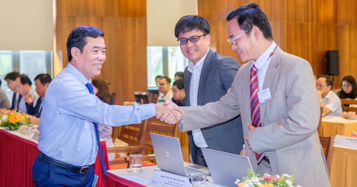 Hơn 60 chuyên gia quốc tế bàn cách lập mạng lưới kính hiển vi cho Việt Nam