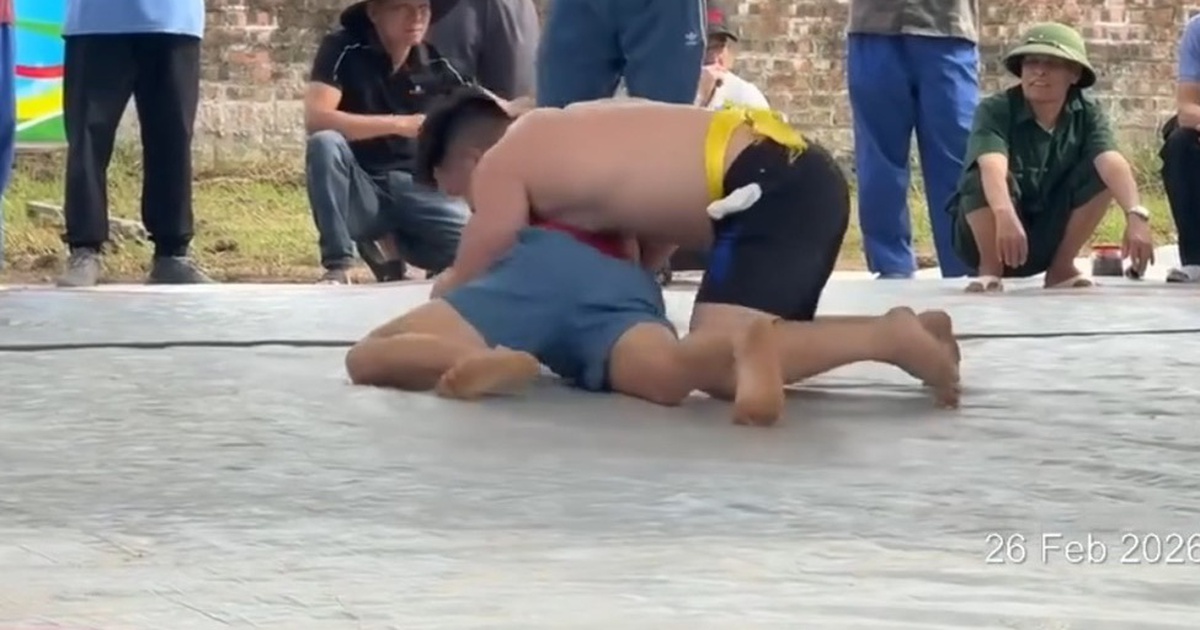 Đấu vật ở hội làng, người đàn ông tử vong do gãy cổ