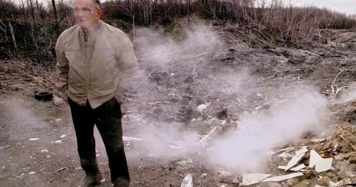 Bên trong 'thị trấn ma', nơi ngọn lửa cháy trăm năm dưới lòng đất