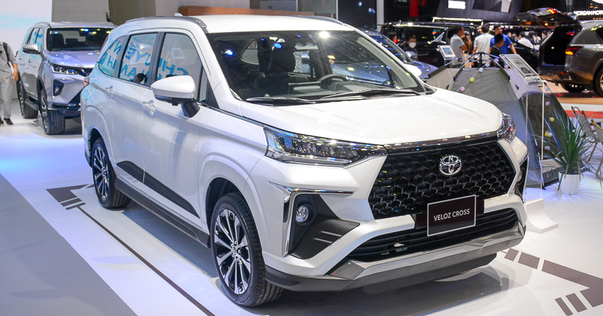 Tháng cận tết, loạt ô tô Toyota bán chạy tại Việt Nam ồ ạt giảm giá