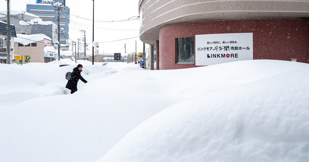 30 người chết do tuyết rơi d&agrave;y bất thường, ch&iacute;nh phủ Nhật điều động binh sĩ