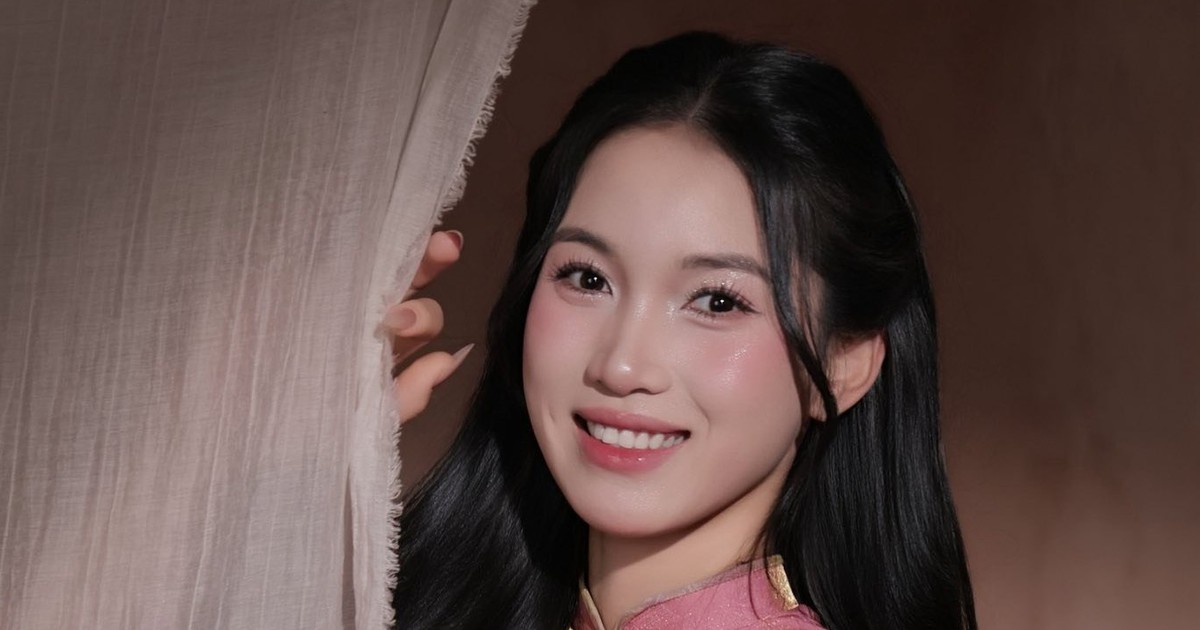 Hậu trường: 'Nàng thơ' bóng chuyền Việt Nam khoe sắc xuân