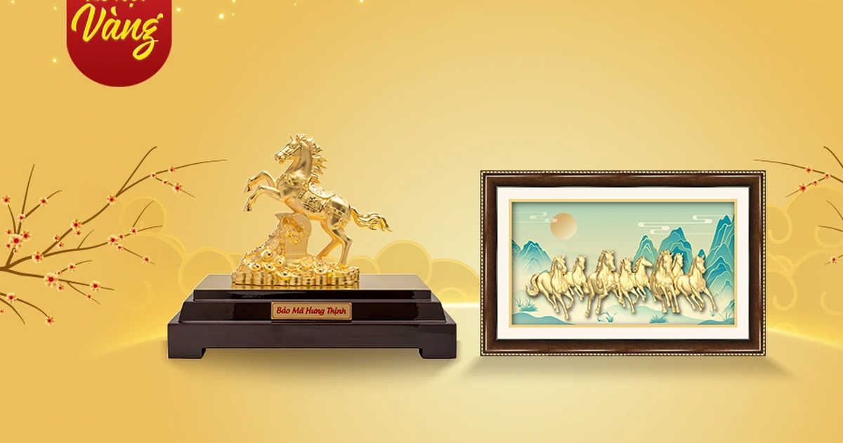 Quà tặng và trang sức năm mới ‘mã đáo vinh khang’