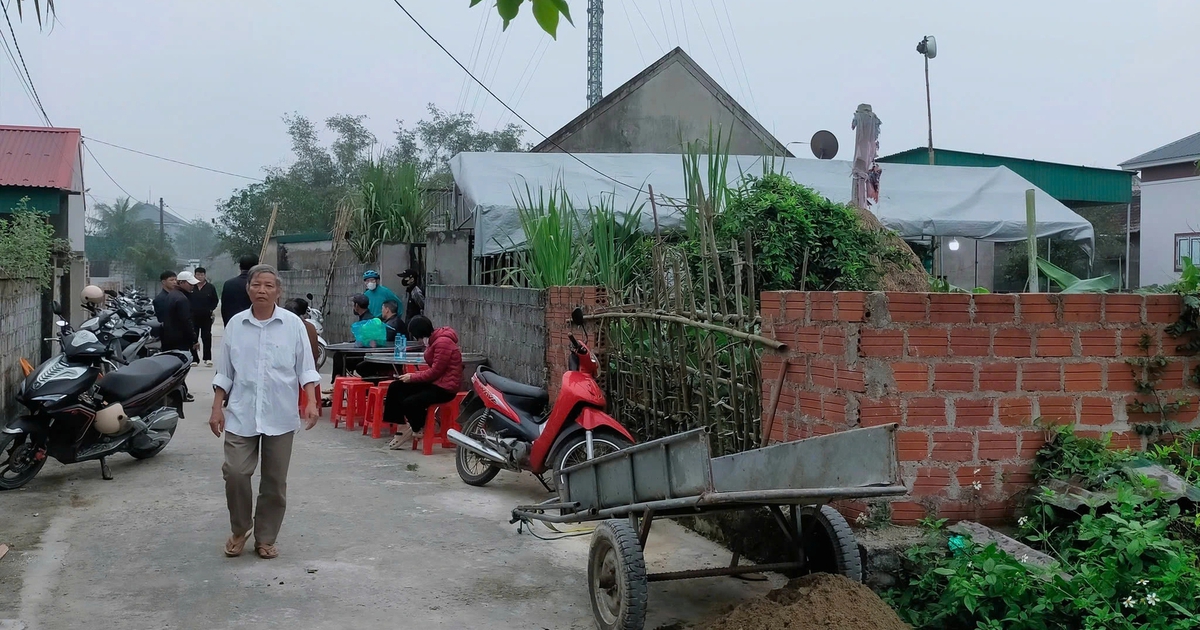 3 người tử vong nghi ngạt kh&iacute; do đốt than sưởi ấm trong ph&ograve;ng ngủ