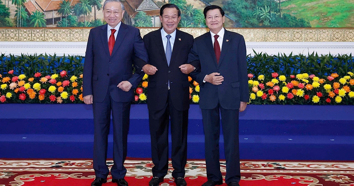Việt Nam coi trọng quan hệ truyền thống đặc biệt với Lào và Campuchia