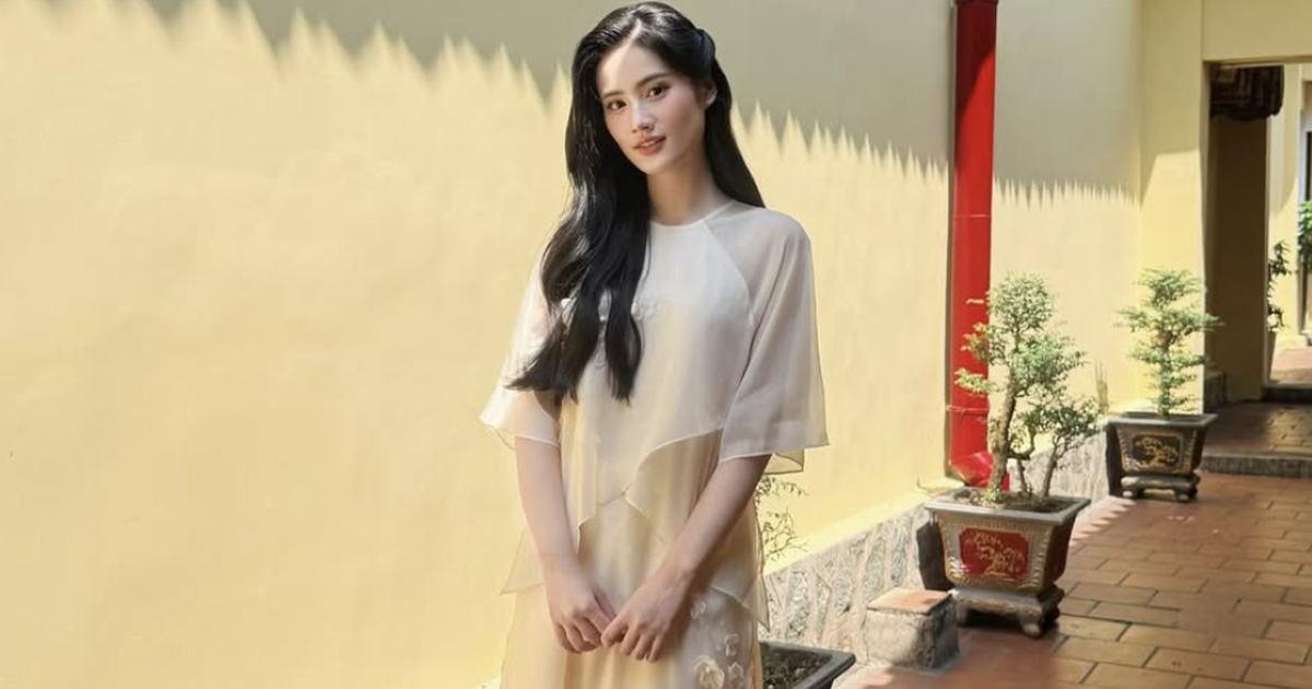 Áo dài cách tân lên ngôi trong tủ đồ đón tết 2026 của quý cô hiện đại