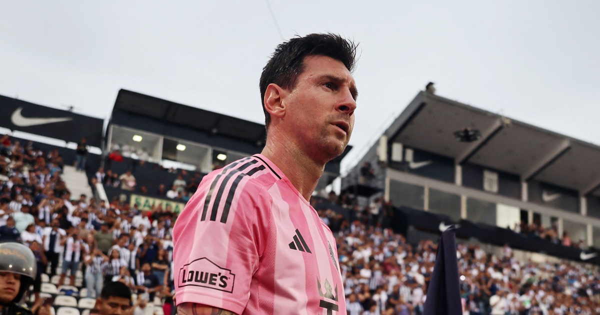 Messi mở tài khoản bàn thắng đầu tiên năm 2026, lập siêu phẩm và kiến tạo: Chỉ tiếc hòa Barcelona Ecuador