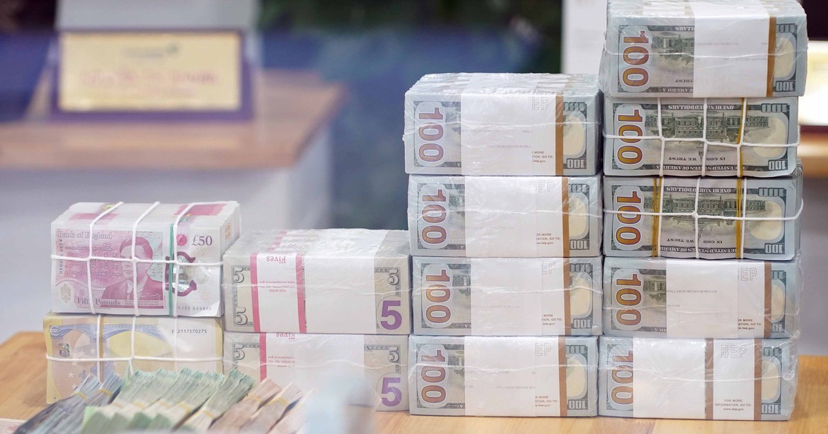 Giá USD hôm nay 8.2.2026: Bật tăng đẩy euro, bảng Anh sụt giảm