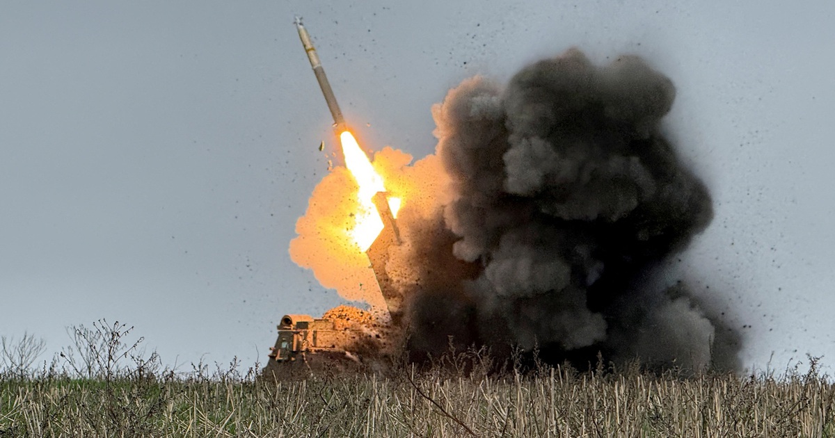 Chiến sự Ukraine ng&agrave;y 1.447: Ukraine hứng mưa t&ecirc;n lửa, Nga tố Mỹ ph&aacute; vỡ thỏa thuận