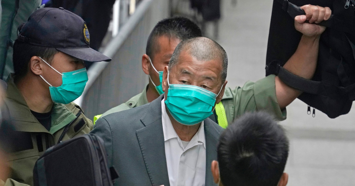 Tr&ugrave;m truyền th&ocirc;ng Hồng K&ocirc;ng Jimmy Lai l&atilde;nh &aacute;n 20 năm t&ugrave;