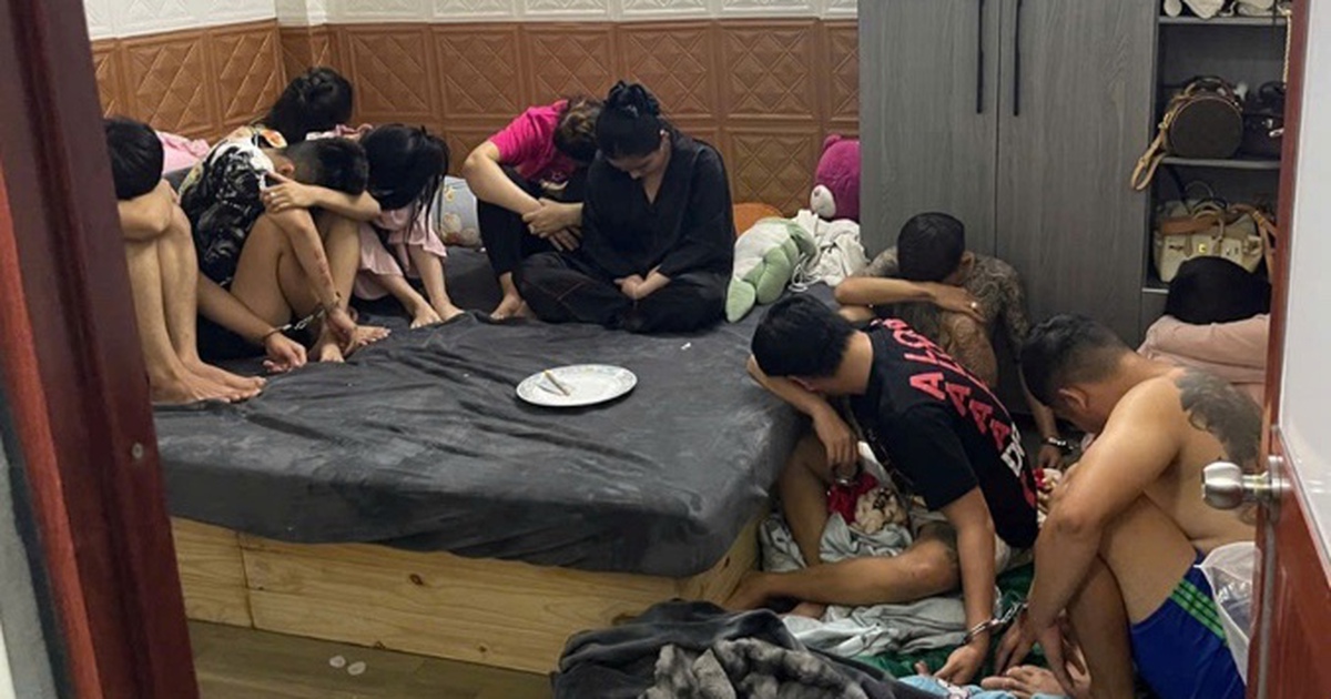 Cần Thơ: Bắt quả tang 10 nam, nữ sử dụng ma túy trong phòng ngủ