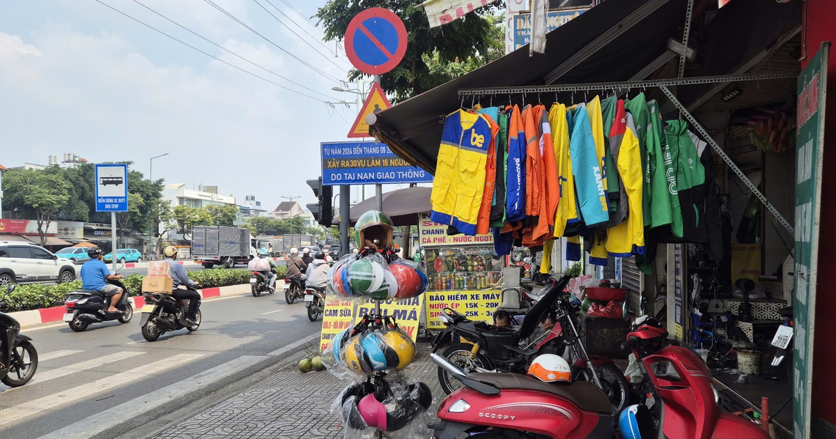 Đồng phục shipper, xe ôm công nghệ bán tràn lan: Mua về mặc có phạm luật?