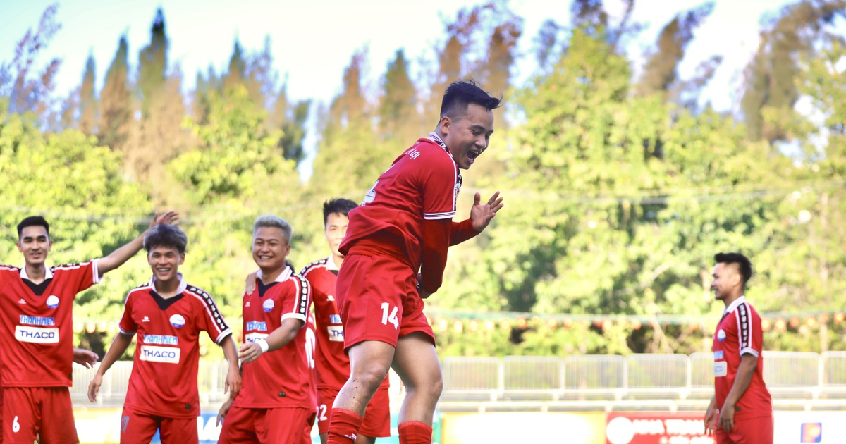 Nhạc trưởng Hoàng Danh: 'Quyết chia tay Trường ĐH Thủy lợi bằng danh hiệu vô địch'