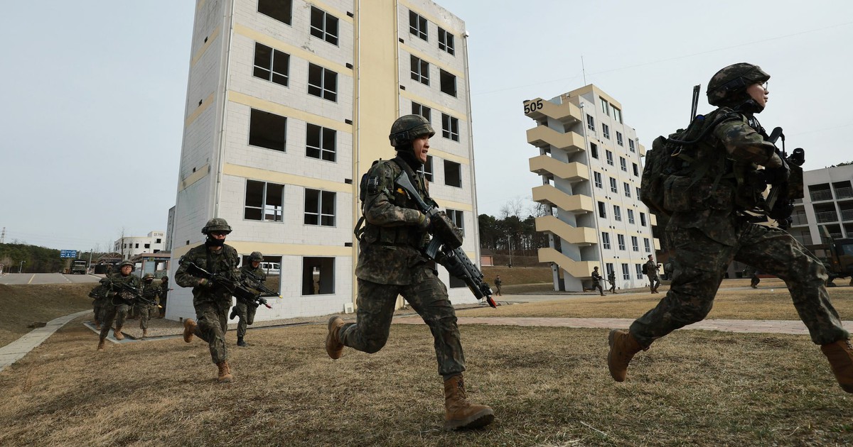 Mỹ - H&agrave;n tập trận, Triều Ti&ecirc;n cảnh b&aacute;o 'hậu quả khủng khiếp'