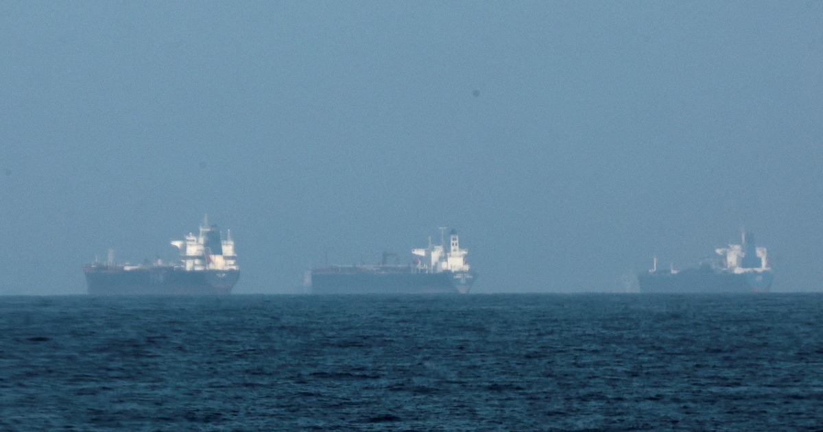 Nhiều tàu thể hiện mối liên hệ với Trung Quốc để qua được eo biển Hormuz?