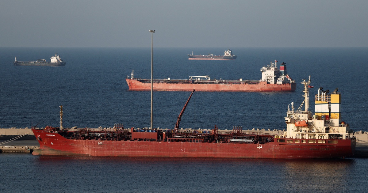 Iran tuy&ecirc;n bố tiếp tục chiến sự, cảnh b&aacute;o dầu c&oacute; thể chạm ngưỡng 200 USD/th&ugrave;ng