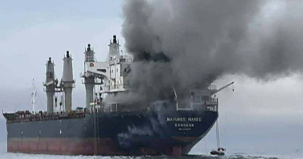 Eo biển Hormuz tiếp tục dậy s&oacute;ng, nhiều t&agrave;u h&agrave;ng bị tấn c&ocirc;ng