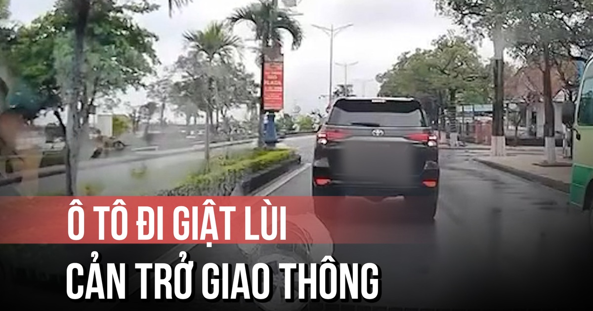 Xác minh ô tô đi ‘giật lùi’ giữa đường, nghi gây khó cho xe phía sau