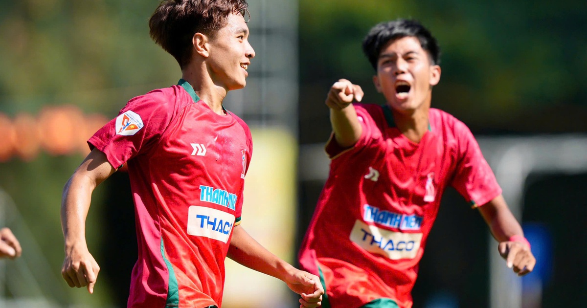 Suất tứ kết đầu tiên đã có chủ