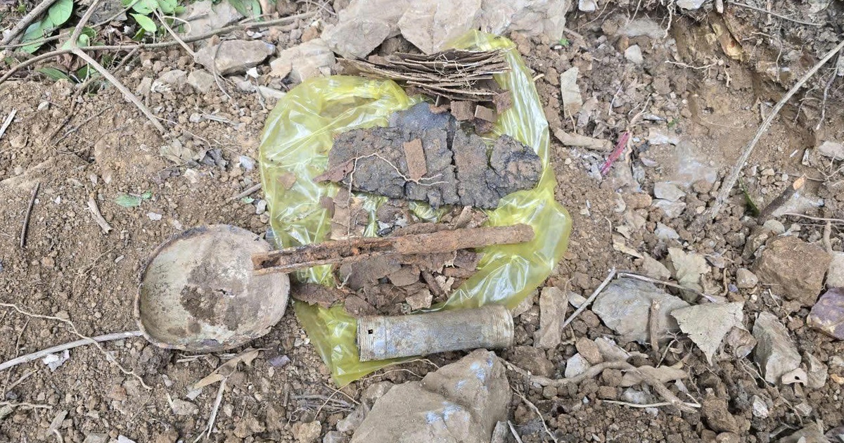 Quảng Trị: Ph&aacute;t hiện h&agrave;i cốt liệt sĩ gần hang đ&aacute; c&ugrave;ng nhiều di vật