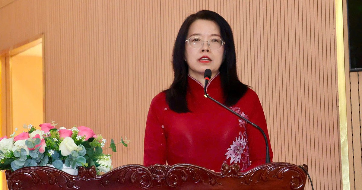 Bà Nguyễn Thị Ánh Hoa: ‘Không ngừng nỗ lực đóng góp cho sự phát triển’