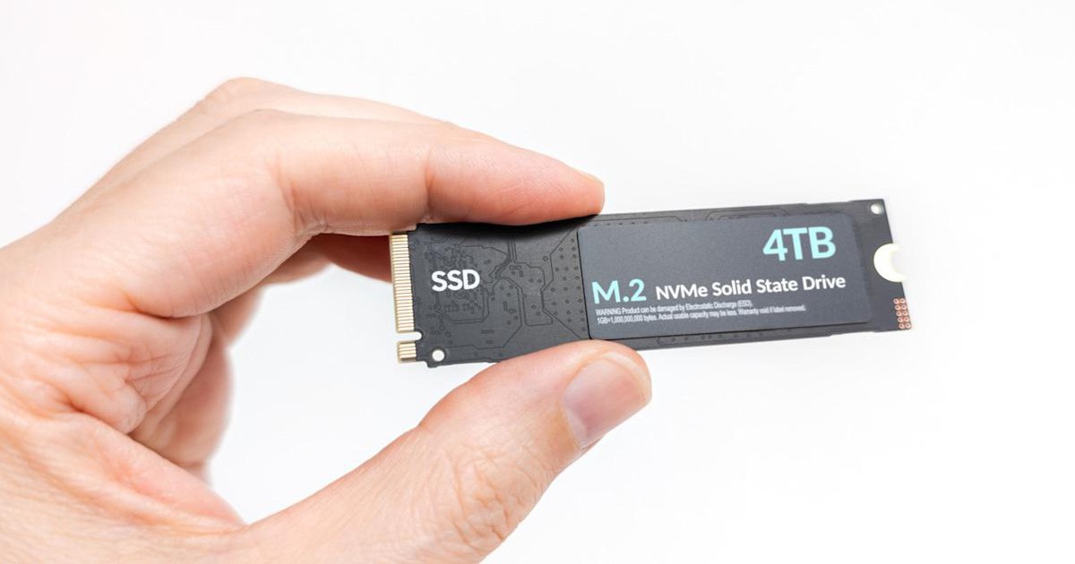 Có nên mua ổ SSD giá rẻ để tiết kiệm?