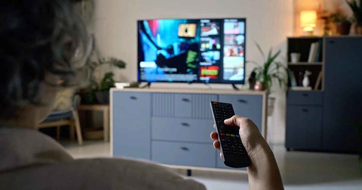 Công dụng ít người biết của bộ phát hồng ngoại trên Smart TV