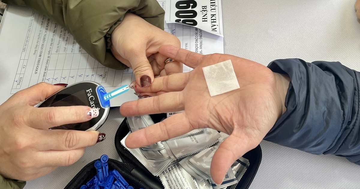 Khám sức khỏe định kỳ cho người dân