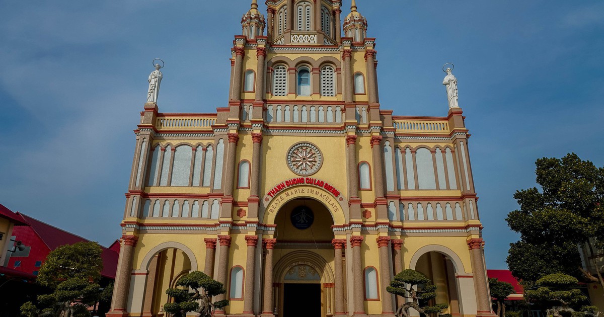 Thánh đường hơn 150 năm tuổi giữa cù lao xanh ở An Giang