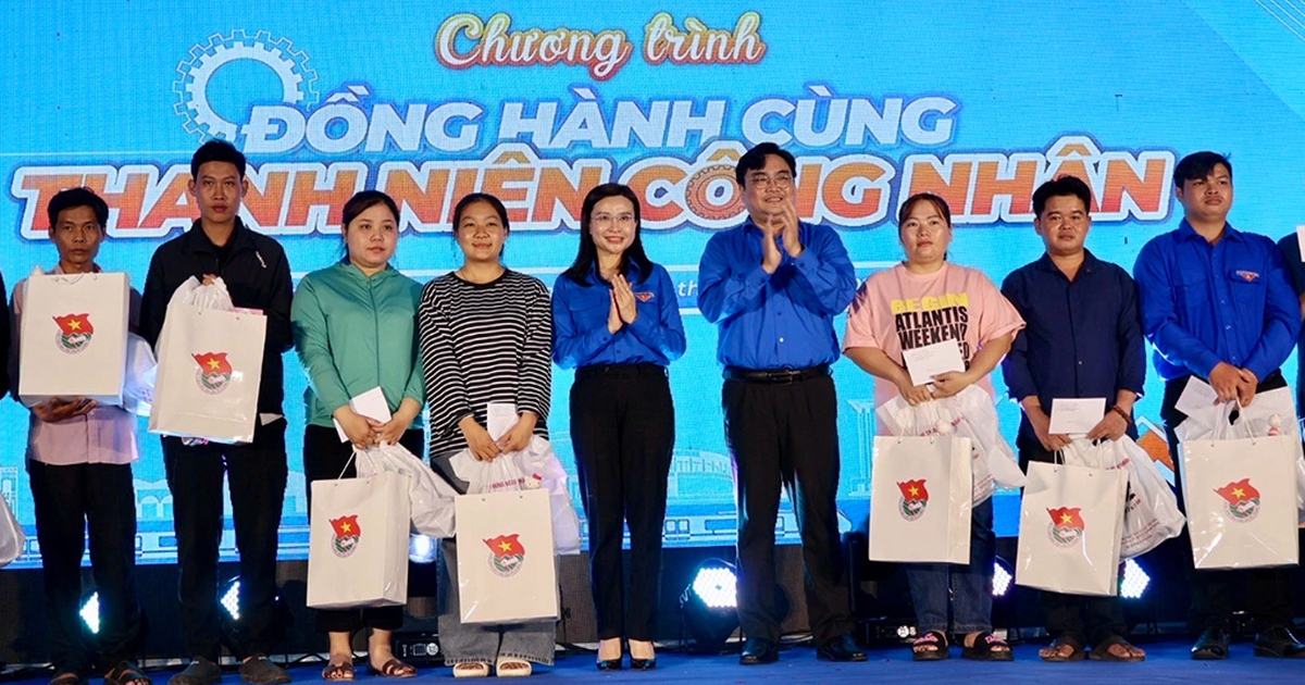 Lan tỏa từ trái tim: Tiếp thêm động lực cho thanh niên công nhân