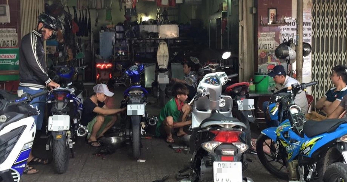 Bảo dưỡng, thay thế bộ phận nào để xe máy 'lợi' xăng?