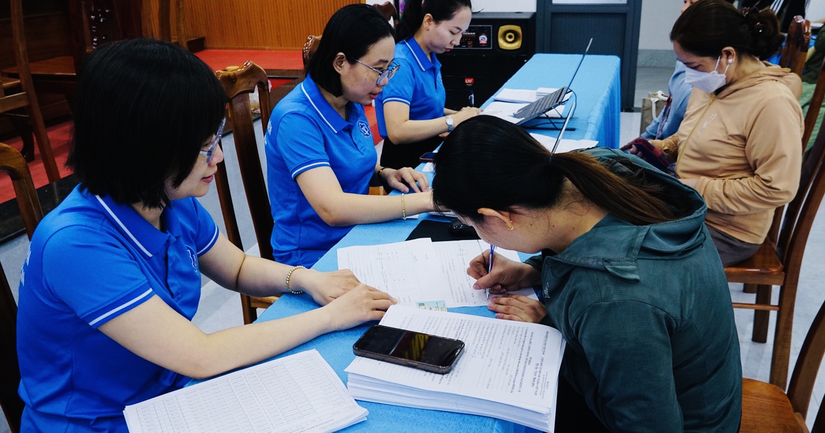 Cà Mau: Hoàn trả tiền bảo hiểm y tế cho người dân vùng An toàn khu