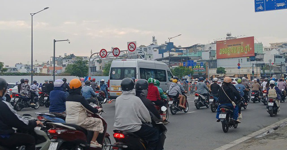 Đổi giờ cấm xe giao lộ Trường Chinh - Cộng Hòa sau phản ánh của báo ThanhNiên