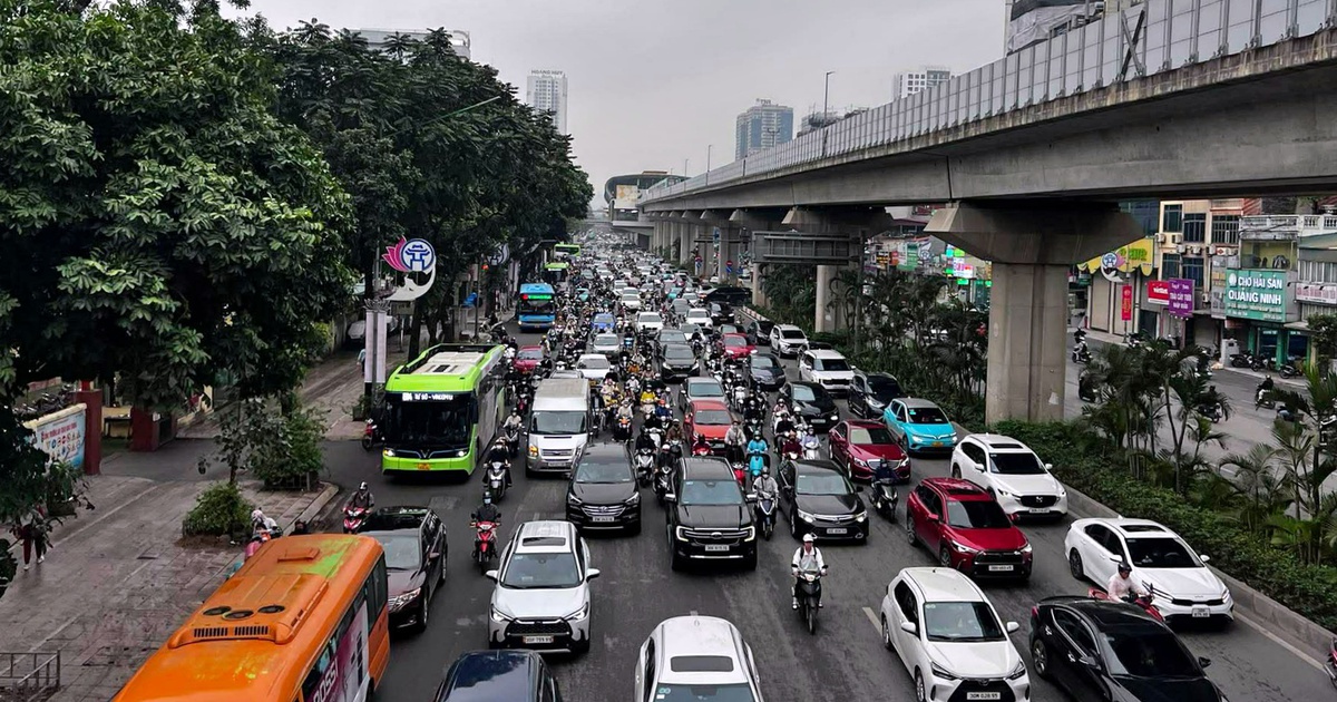 Hà Nội: Rào 1,2 km đường Nguyễn Trãi để xây cống chống ngập