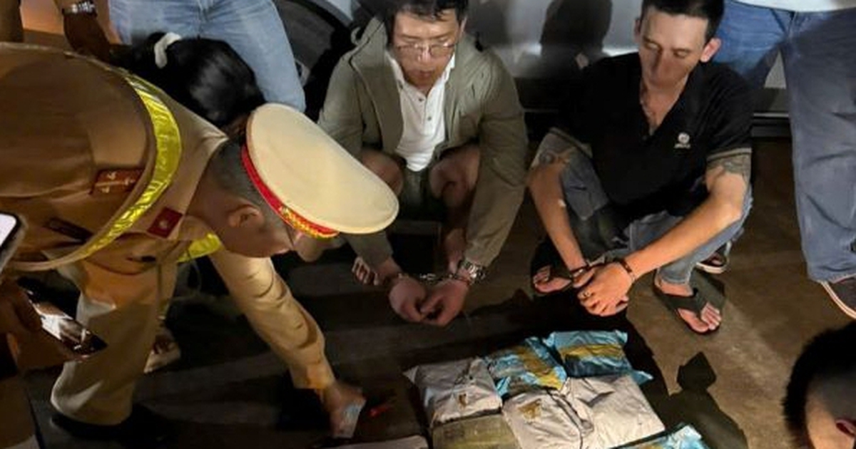 Mua hơn 10 kg ma túy mang đi bán, 3 người bị khởi tố