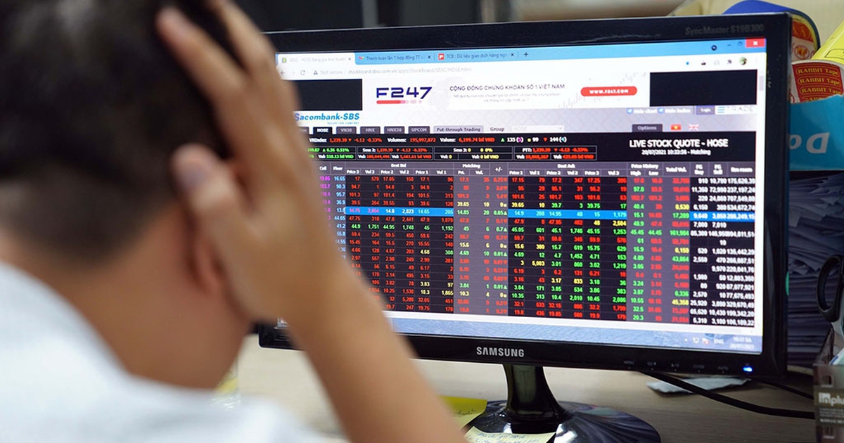 Chứng khoán liên tục giảm