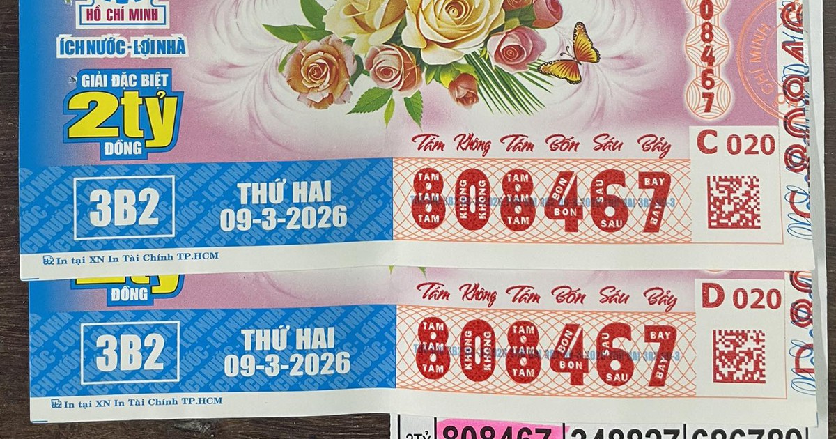 Trúng độc đắc 8 tỉ đồng xổ số miền Nam, người đàn ông đổi thưởng 2 lần