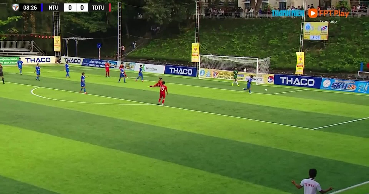 Highlight Trường ĐH Nha Trang 1-1 Trường ĐH Tôn Đức Thắng: Chủ nhà chờ phép màu