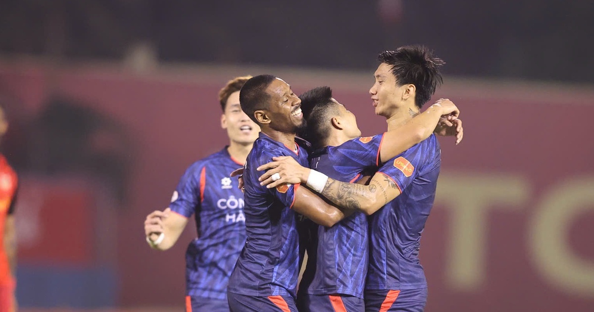 CLB CAHN khiến Ninh Bình tiếp tục trượt dài: HLV Vũ Tiến Thành thua tài trí ông Polking rồi!