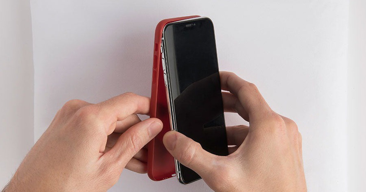 Lý do nên gỡ bỏ ốp lưng cho điện thoại