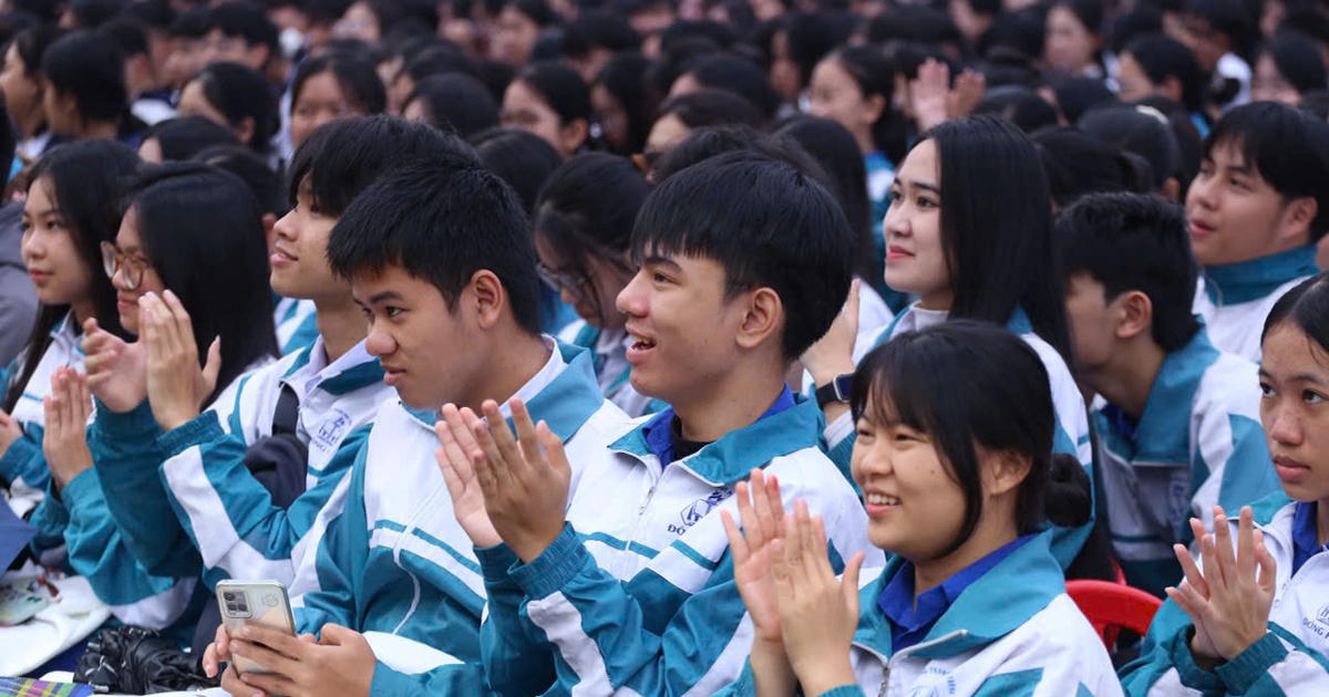 Lưu ý về ngưỡng điểm sàn xét tuyển các khối ngành đặc thù