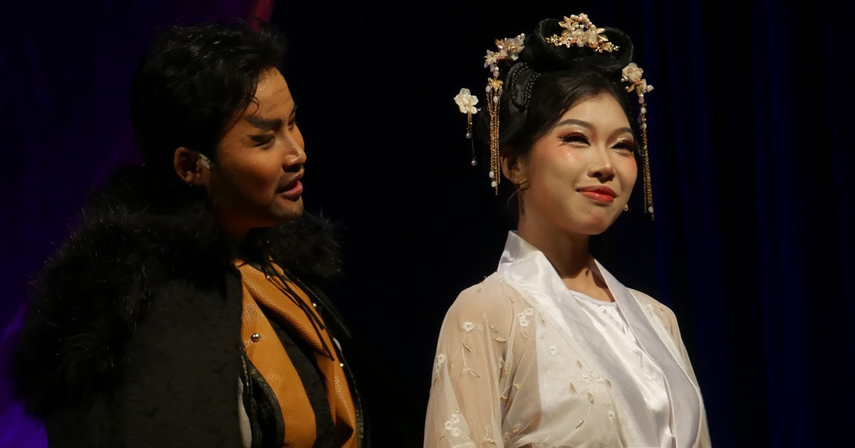 'Dưới màn son' - nhạc kịch 'giải mã' lại Truyện Kiều