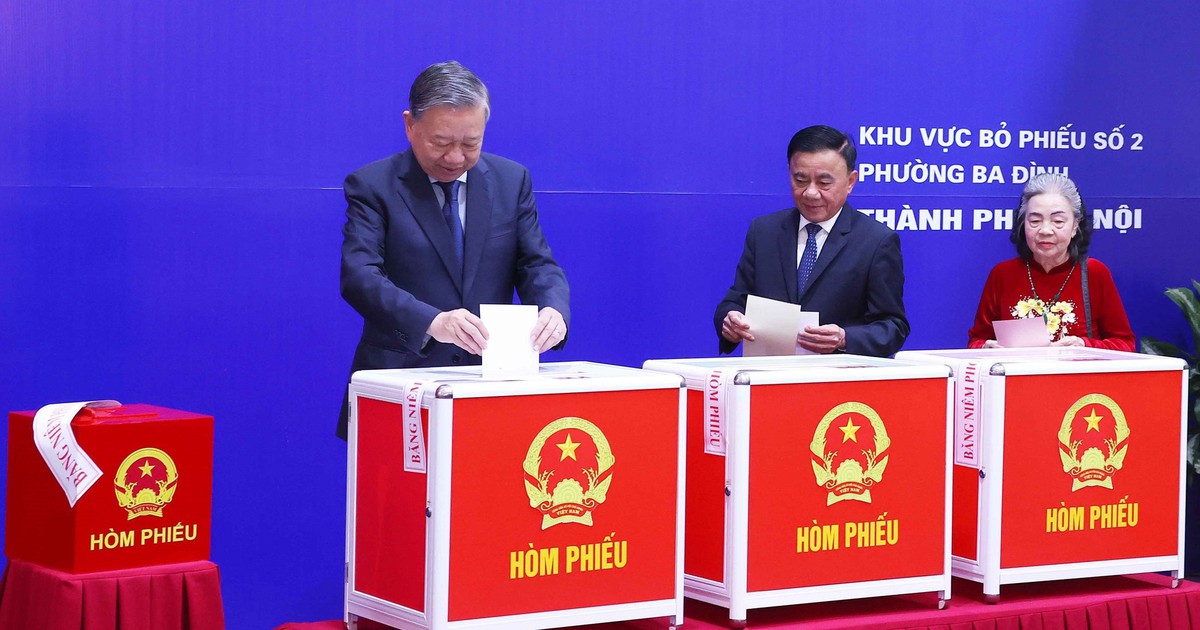 Lãnh đạo Đảng, Nhà nước bỏ phiếu bầu cử