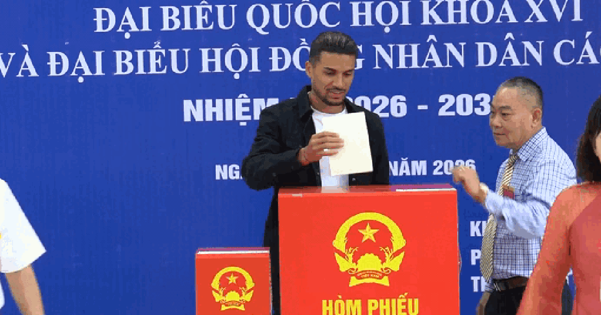 Đỗ Hoàng Hên hào hứng đi bầu cử: Trách nhiệm lớn lao với Tổ quốc Việt Nam