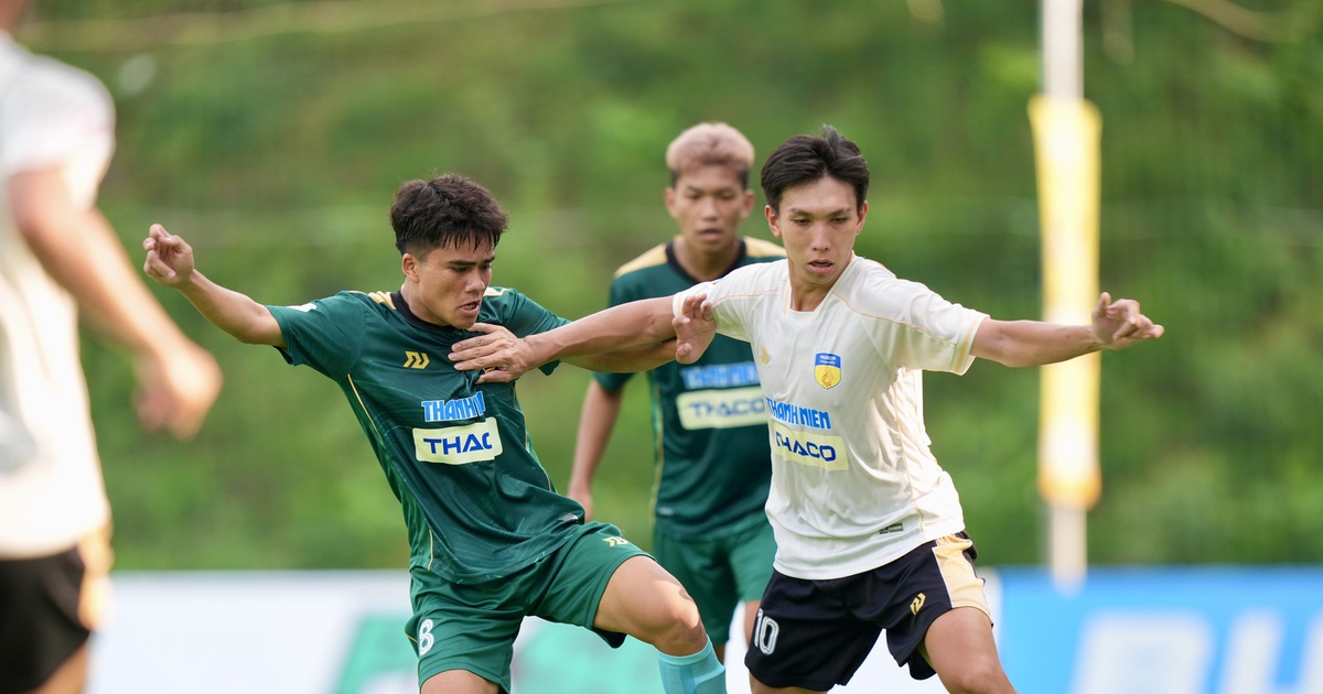 Trường ĐH Quy Nhơn 0-0 Trường ĐH Công nghệ TP.HCM: Lách khe cửa hẹp!